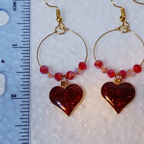 Hand-made Earrings Red enameled Heart charms and crystals on gold-plated wire - Picture 2 of 4